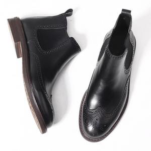 Bottines Chelsea en cuir artisanal pour affaires, bottines à enfiler avec côtés élastiques pour un usage professionnel, chaussures Oxford de soirée - Product Image 4