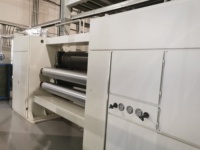 YINGYANG YYRZ-CALENDER Controla la espesor, el tratamiento y la adherencia de telas no tejidas ligeras de alta presión para la producción de materiales no tejidos