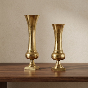 Juego de 2 Jarrones Modernos de Metal de Zinc en Dorado Cepillado, Hechos a Mano - Elegante Centro de Mesa para Bodas por Indian Home Crafts - Product Image 1
