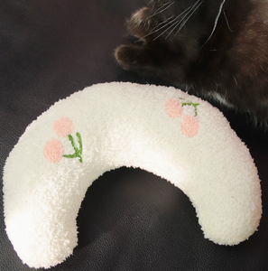 U Shaped Wool Plush Pet Bed <b>Cat</b> and Dog Toy Pillow Soft Cushion for Sleeping Indoor Play - Product Image 3