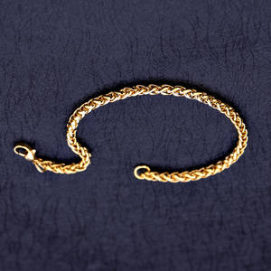 Nieuwe Mode Goud 316L Rvs Twisted Armband 18K Vergulde Armband Roestvrij Stalen Armband Voor Liefhebbers Geschenken - Product Image 1