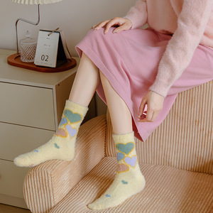Nuovi Calzini Invernali da Donna con Farfalle, in Morbido Pile di Visone, Traspiranti e Caldi - Product Image 5