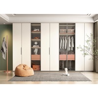 Meubles de chambre à coucher modernes personnalisés en bois mat MDF armoire placard panneau d'armoire pour chambre à coucher d'appartement