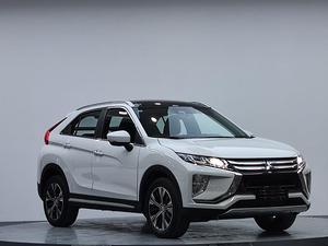 Auto Usate 2021 Mitsubishi <span class=keywords><strong>Eclipse</strong></span> Cross 1.5T CVT SUV Familiare di Lusso Robusto Affidabile Efficiente nei Consumi Economico - Product Image 3