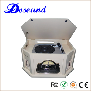 Tourne-disque <span class=keywords><strong>vinyle</strong></span> classique en bois au design vintage avec cornet de gramophone, radio FM <span class=keywords><strong>USB</strong></span>/SD - Product Image 3