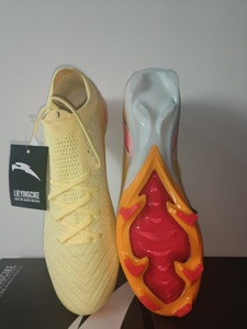 Chaussures de sport pour hommes, chaussures de football pour hommes, nouvelles chaussures de football, chaussures de football pour terrain synthétique, <span class=keywords><strong>crampons</strong></span> de football personnalisés - Product Image 3