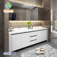 Ensemble de meubles de salle de bain modernes en bois massif, imperméables et écologiques, avec armoire murale, miroir LED, lavabo en céramique et robinet
