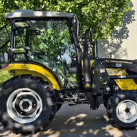 Tracteur agricole 4x4 de grande puissance avec chargeur frontal assorti