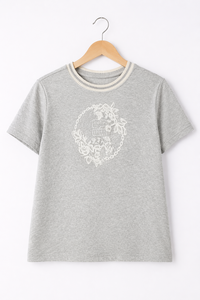 ซื้อเสื้อยืดลำลองสีเทาสำหรับผู้หญิง แขนสั้น คอกลม ปักลายลูกไม้ แฟชั่นเสื้อฤดูร้อนสำหรับใส่ในชีวิตประจำวัน - Product Image 2
