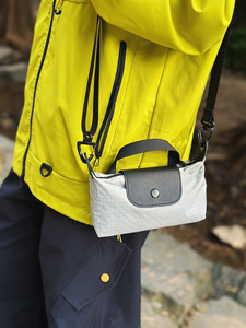 Nuevo Bolso de Hombro Mini Ligero con Diseño de Cuadrícula, de Piel Sintética, con Solapa y Cierre a Presión, Bolso Pequeño Tipo Tote con Asa Superior - Product Image 6