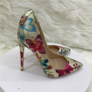 Chaussures de créateur à talons hauts personnalisées pour femmes Styles de fleurs sexy grande <span class=keywords><strong>taille</strong></span> 34-45 tendance de la mode à enfiler pour l'été automne pointu - Product Image 4