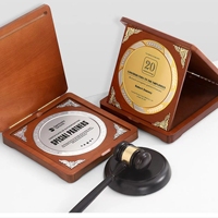 Trophées en bois de haute qualité ADL, avec logo personnalisé, médailles, récompenses, nouveau design, cadeaux promotionnels en cristal pour salons professionnels, accueil