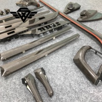 Panneau de garniture de tableau de bord en fibre de carbone véritable, remplacement direct pour Toyota Hilux Revo 2015 à 2026, accessoires de rénovation intérieure