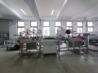 Machine de plastification et de découpe pour autocollants adhésifs et pièces découpées