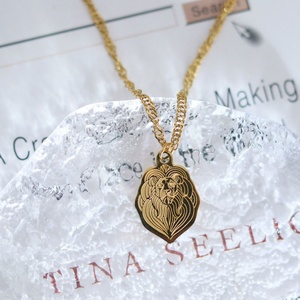 Collar con Cabeza de León Chapado en Oro de 18k, de Acero Inoxidable, Resistente al Agua y al Deslustre, con Logotipo Personalizado para Mujer - Product Image 1