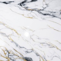 Carrelage en porcelaine émaillée polie effet marbre veiné or 600x1200mm pour projet de villa