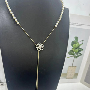 Butterfly Pearl Necklace For Women Zinc Alloy Clavicle Chain Sweater Chain Gift Jewelry AXL0387 - Product Image 3