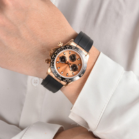 Maßgefertigte Modische Chronograph Automatik-Mechanische Uhr 50M Wasserdicht Edelstahlgehäuse Kuhlederarmband 20mm Lachsfarbenes Zifferblatt