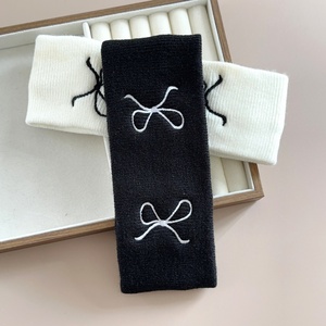 Faixa de Cabelo Tricotada com Bordado em Laço, Faixa Elástica Larga para Esportes, Academia e Yoga, Acessório de Cabelo Tendência para Mulheres - Product Image 3