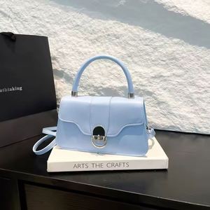 Summer Popular Hollow Out Plastics Pearl Bag Ladies Handbag Chain Shoulder Crossbody Bag for Girls - Product Image 6
