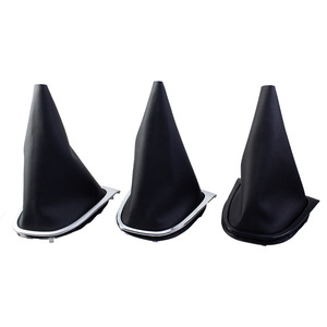 Cache-levier de vitesse en cuir noir avec cadre électroplaqué pour Renault Clio Mk4 – Accessoire anti-poussière - Product Image 1