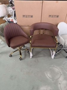 Modern Luxury Gold Base PU Leather Manicure Chair Set Professional <b>Nail</b> Salon Pedicure Technician Stool Wheels Commercial Use - Product Image 3