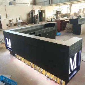 Escritorio de recepción negro tipo L de nuevo diseño, pasillo moderno, cajero en la recepción para club nocturno - Product Image 1