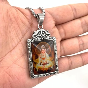 Colgante de acero inoxidable con diseño de Guanyin Bodhisattva Thangka, collar religioso para hombre, con bisel rectangular - Product Image 4