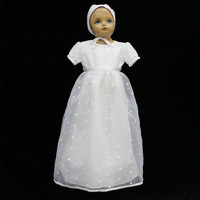 Robe de baptême pour bébé fille D9179 beige avec manches bouffantes et broderie à pois