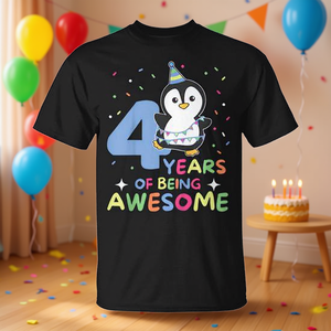 T-shirt con pinguino per il 4° compleanno dei bambini, per bambini di quattro anni che celebrano un importante anniversario - Product Image 3