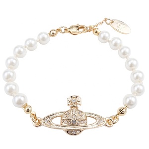 <span class=keywords><strong>Collana</strong></span> Girocollo <span class=keywords><strong>Saturno</strong></span> con Perle e Cristalli Brillanti, Gioiello Pianeta alla Moda 2026 per Donne - Product Image 4