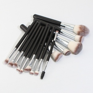 Kit de 14 pinceaux de maquillage synthétiques à manche en bois, pinceaux professionnels pour le visage et les yeux, étiquette privée, couleur personnalisée, ensemble de beauté - Product Image 6