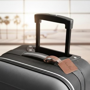 Étiquette à bagages personnalisée - Étiquettes à bagages en cuir - Logo d'entreprise - Cadeaux d'entreprise - Étiquettes pour sacs de voyage d'affaires - Product Image 4