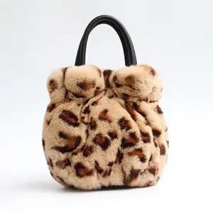 Новинка 2023, модная женская сумка на одно плечо из меха кролика Рекс в школьном стиле, меховая сумка