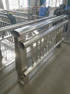 รั้วเหล็กกล้าไร้สนิมทนฝนและแดดสำหรับระเบียง - Product Image 6