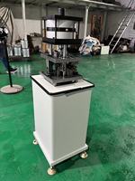 Petite presse à poinçonner à cinq stations Presses hydrauliques d'alimentation pour poinçonneuse de portes et fenêtres en aluminium
