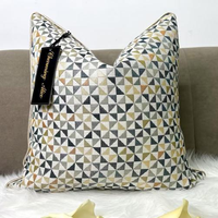 Housse de coussin décorative pour la maison en jacquard, différentes couleurs luxueuses, nouveaux designs tendance, housses de coussin décoratives
