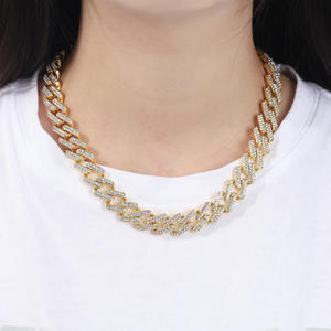 Nuevo Collar y Pulsera de <span class=keywords><strong>Cadena</strong></span> Cubana con Incrustaciones de Diamantes de Aleación de 13 mm de <span class=keywords><strong>Amazon</strong></span>, un Accesorio Urbano Versátil - Product Image 2