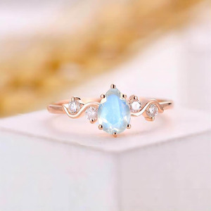 Anillo de compromiso romántico con piedra lunar para mujer, chapado en oro rosa, corte de pera, engaste de garras, forma de gota de agua, joyería - Product Image 2