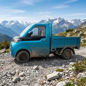 Mini Camioneta Eléctrica con Certificación CE de China, Vehículo de Cuatro Ruedas con Cabina Cerrada para el Mercado Europeo y Estándares de Seguridad - Product Image 1