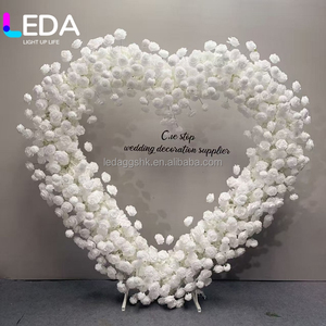 LEDA - Juego de Flores Decorativas en Forma de Corazón Rojo y Blanco para Fondo de Propuesta de Matrimonio y Decoración de Fiestas - Product Image 6