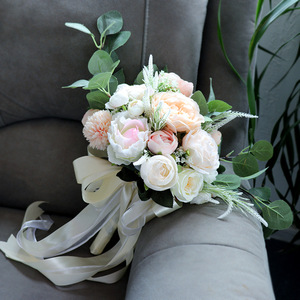 <span class=keywords><strong>Bouquet</strong></span> <span class=keywords><strong>de</strong></span> mariée <span class=keywords><strong>de</strong></span> haute qualité, frais, en gros, <span class=keywords><strong>rose</strong></span>, <span class=keywords><strong>bouquet</strong></span> <span class=keywords><strong>de</strong></span> mariée, fleur <span class=keywords><strong>de</strong></span> simulation 3D - Product Image 2