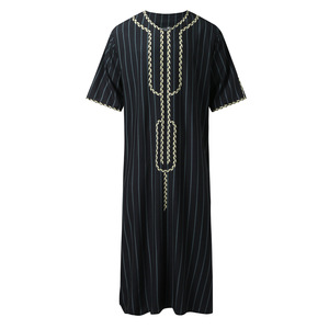 Nouvelle mode Moyen-Orient, robe longue ethnique à manches courtes et col en V pour hommes arabes, <span class=keywords><strong>chemise</strong></span> ample décontractée pour hommes, robe décontractée - Product Image 6