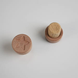 사용자 정의 로고 천연 오크 코르크 T 스토퍼 재사용 가능한 둥근 나무 와인 병 스토퍼 천공 나무 뚜껑 와인 스토퍼 바 탑 스토퍼 - Product Image 5