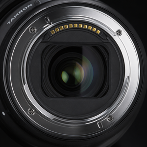 เลนส์ซูมมือสอง Tamron 35-150mm f/2-2.8 Di III VXD สำหรับกล้อง <span class=keywords><strong>Nikon</strong></span> Z Mount รุ่น Z8 Z9 Z6 <span class=keywords><strong>II</strong></span> <span class=keywords><strong>Z7</strong></span> <span class=keywords><strong>II</strong></span>  ทดสอบแล้ว สภาพเหมือนใหม่ - Product Image 3
