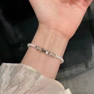 Pulsera de Perlas de Estilo Coreano de Moda para Mujer, Accesorios con Letras y Temperamento, de la Colección de Joyería de Lujo para Equipaje - Product Image 5