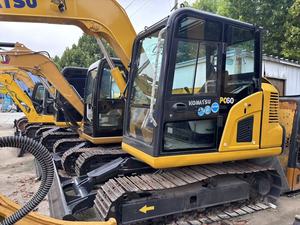 Miniexcavadora Usada Komatsu PC60, Excavadora Compacta de Orugas con Pocas Horas de Trabajo para Construcción Agrícola - Product Image 1