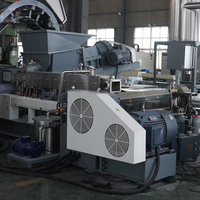 Machine de granulation de masterbatch noir de carbone à haute teneur en remplissage (40-50 %), pétrisseur, extrudeuse à deux étages, ligne de production