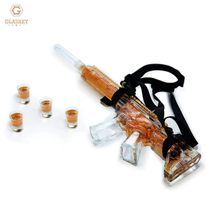Juego de decantador de whisky AR15 de 22oz con 4 vasos de chupito de 1Oz, accesorio para fiesta, decantador de pistola con gafas, Regalos divertidos para mí - Product Image 2