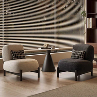 Chaise moderne de loisirs pour hôtel au design nordique Mobilier de salon Chaise canapé simple en tissu avec cadre en bois Chaise d'appoint